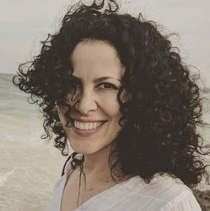 Meet your Posher, Micaela